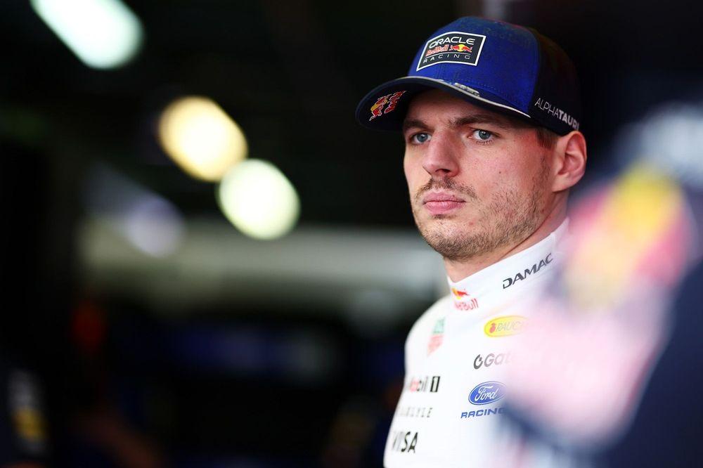 Juara Dunia Norris Sebut F1 2026 'Buatan' & 'Mengecewakan' Sebelum Lomba Dimulai, Verstappen Mengancam Pensiun — Ferrari dan Mercedes Saling Serang Interpretasi Aturan
