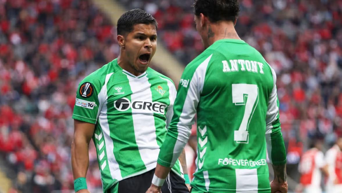 Braga vs Real Betis Imbang 1-1, Cucho Hernandez Selamatkan Betis lewat Penalti
