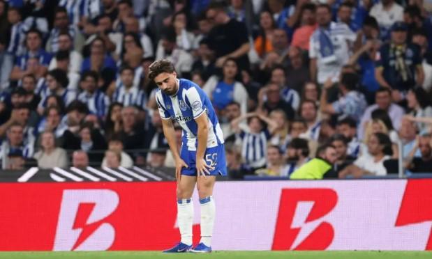 Nottingham Forest Tahan Porto 1-1 di Dragao, Gol Bunuh Diri Selamatkan Forest