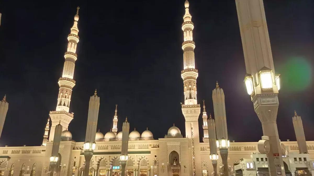 Houthi Serang Stasiun Distribusi Listrik untuk Masjid Nabawi di Madinah, Ini Imbas bagi Arab Saudi