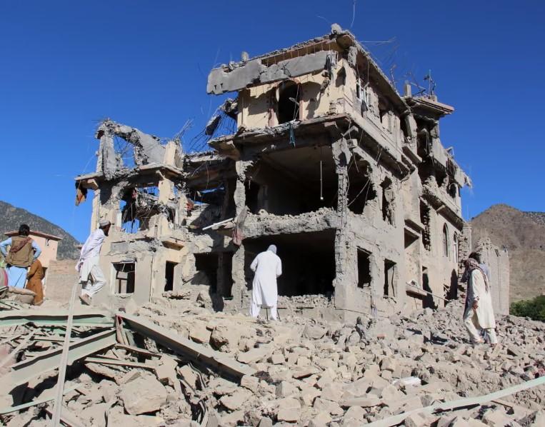 Serangan Udara Pakistan Tewaskan 36 Warga Sipil di Afghanistan, Taliban Kecam Agresi Brutal