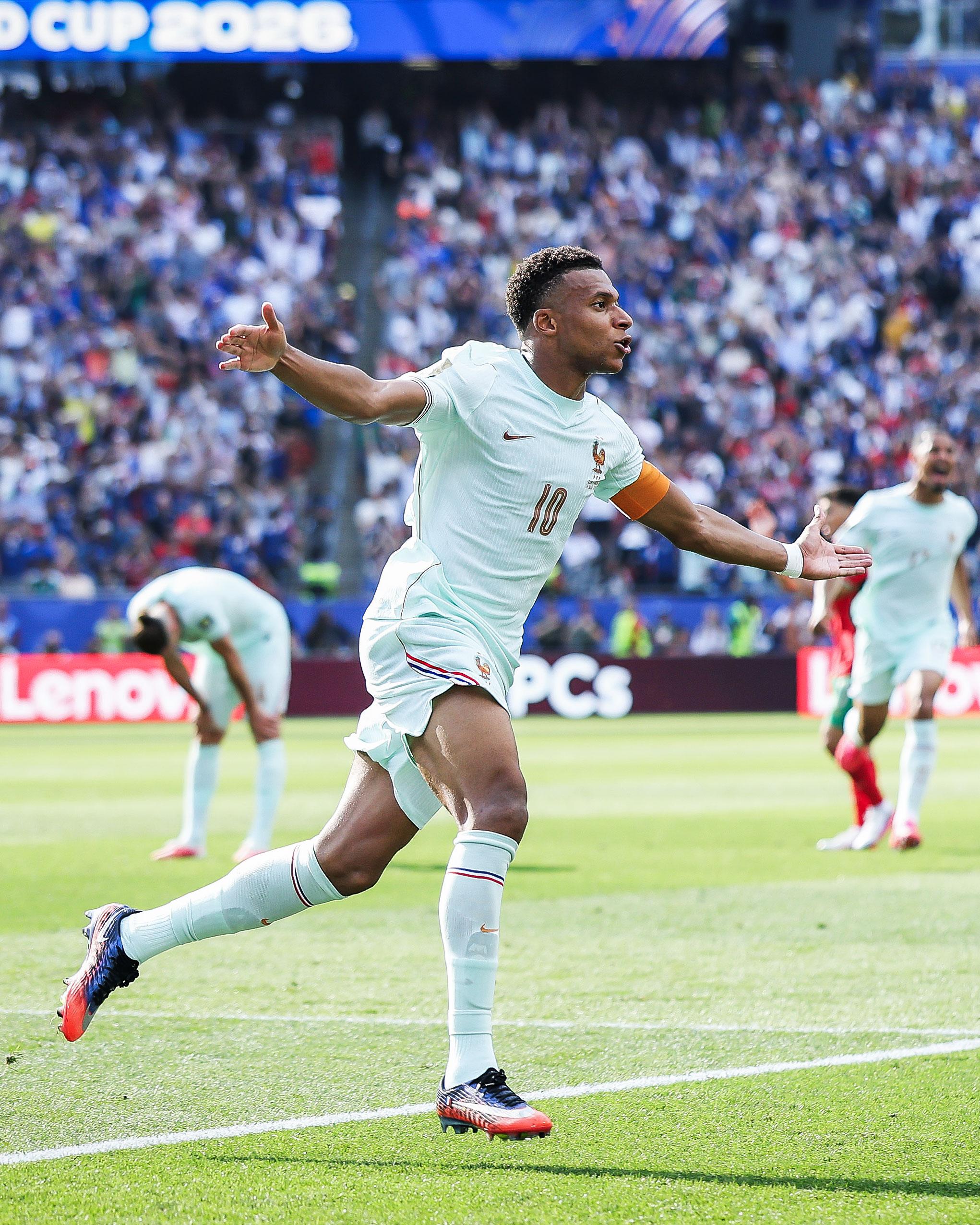Mbappe dan Messi Bersaing Ketat Perebutkan Sepatu Emas Piala Dunia 2026