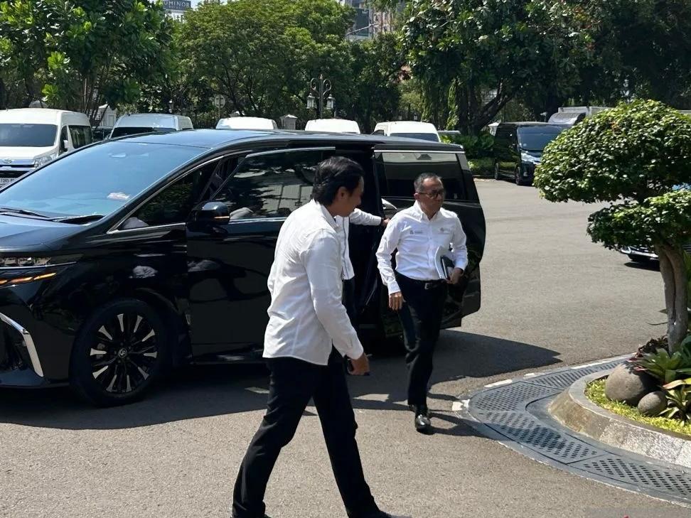 Gelar Rapat Terbatas, Presiden Prabowo Bahas Isu Strategis Perguruan Tinggi