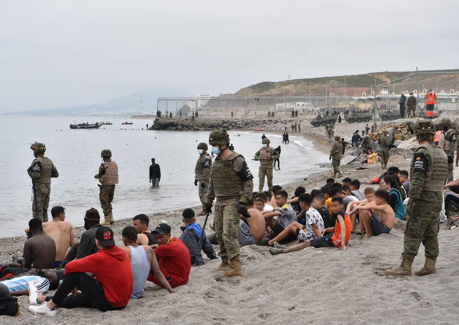 Ribuan Migran Nekat Berenang dari Maroko ke Spanyol, Ceuta Dilanda Krisis