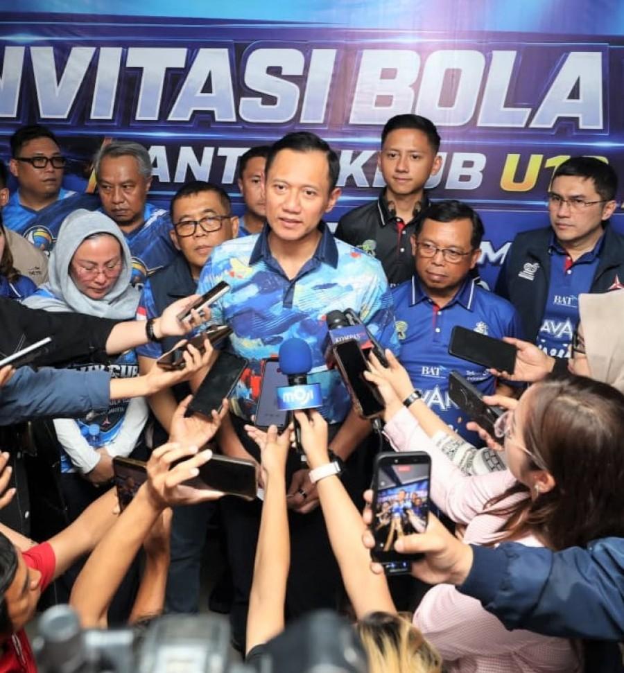 AHY Ungkap 4 Bandara Jadi Pengalihan Penerbangan Imbas Abu Krakatau 